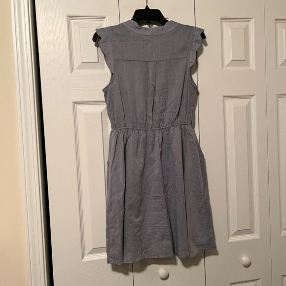 Dress - Picture 4 of 4